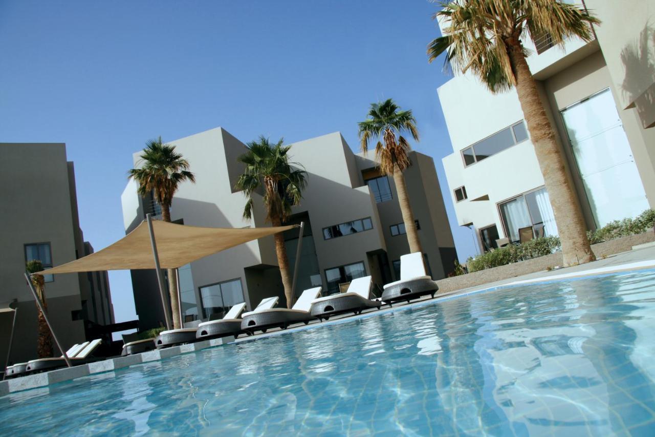 Sea Loft Villas Manama Ngoại thất bức ảnh