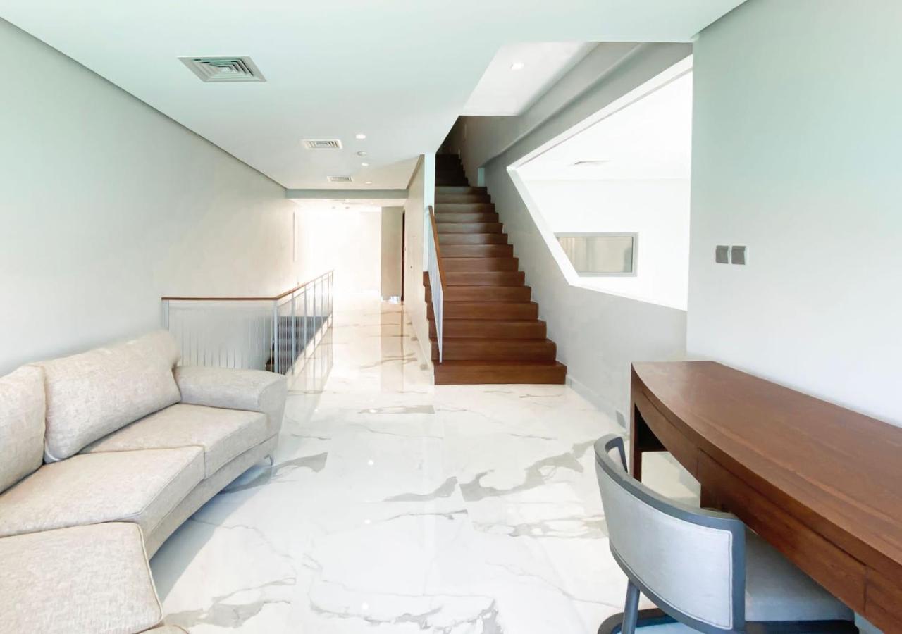 Sea Loft Villas Manama Ngoại thất bức ảnh