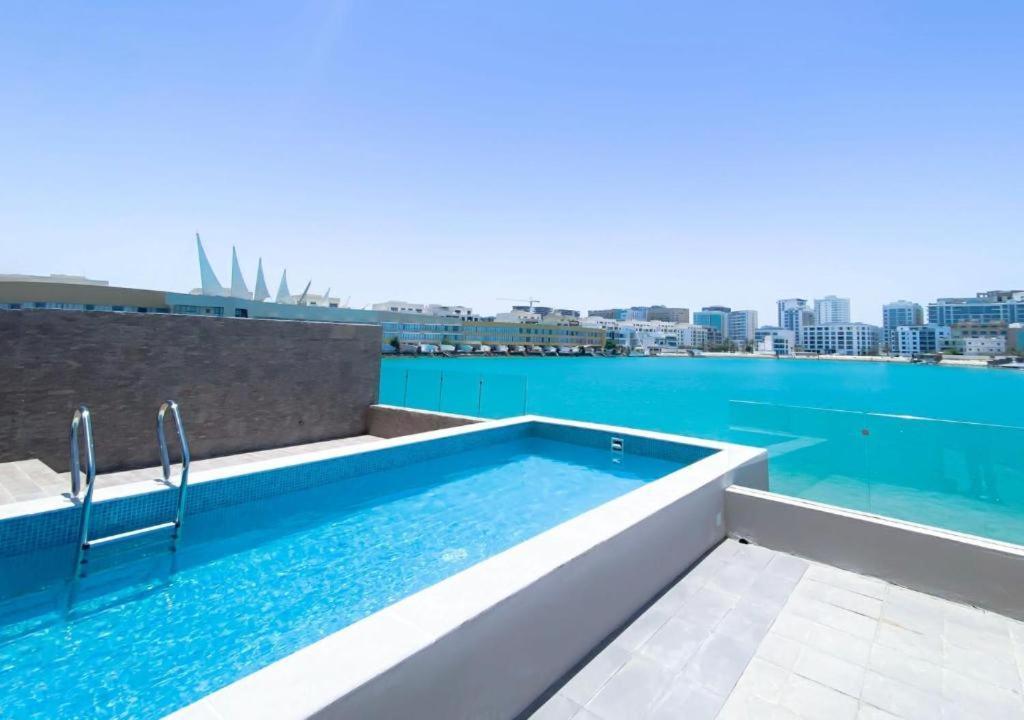 Sea Loft Villas Manama Ngoại thất bức ảnh
